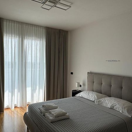 Апартаменты White Malpensa Галларате Экстерьер фото
